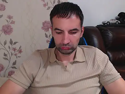 Leo 1617 online show from November 2025 09:52:02 AM