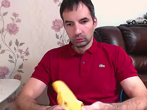 Leo 1617 online show from November 2025 03:56:02 PM