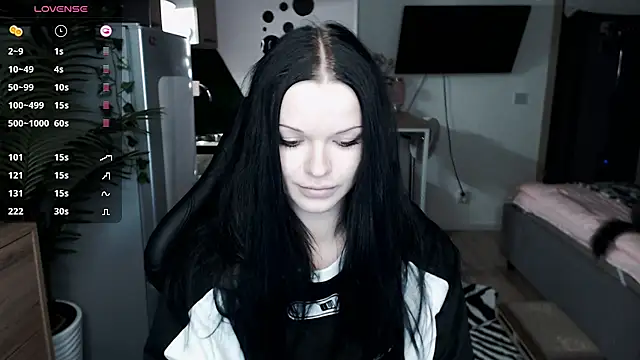 Snapshot of illililliilli chatting on January 2025 07:42:01 PM illililliilli online show from January 2025 07:42:01 PM