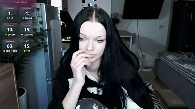 Snapshot of illililliilli chatting on January 2025 12:43:02 PM illililliilli online show from January 2025 12:43:02 PM