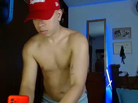 juankzam online show from May 2026 11:21:01 PM