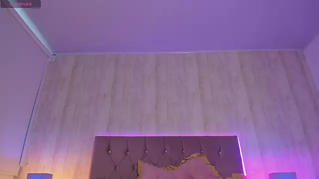 Karito-28 online show from September 2025 11:43:01 AM