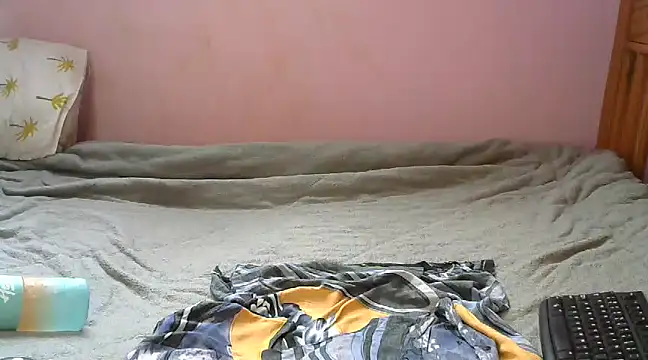 Caryyyl online show from March 2025 10:57:01 AM