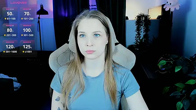 CuteMousee online show from December 2025 11:37:02 AM