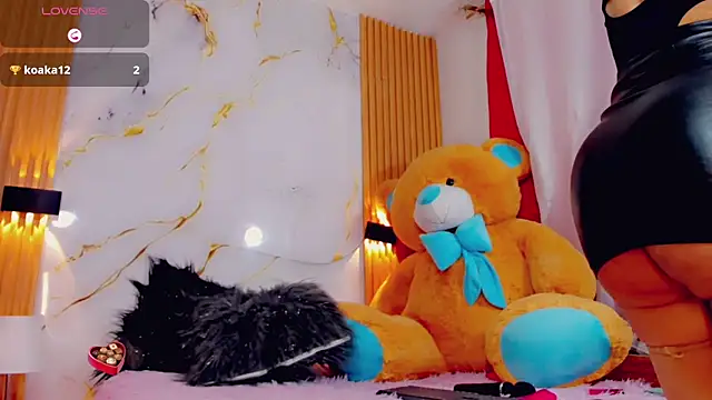 BrendaSquirtx online show from February 2025 05:29:01 PM