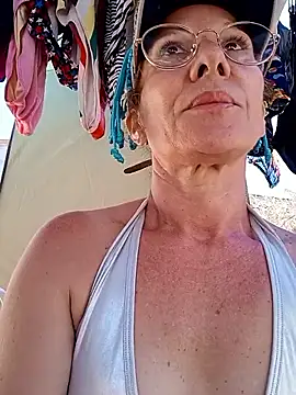 Snapshot of JessyCospXXX chatting on February 2026 07:43:01 PM JessyCospXXX online show from February 2026 07:43:01 PM