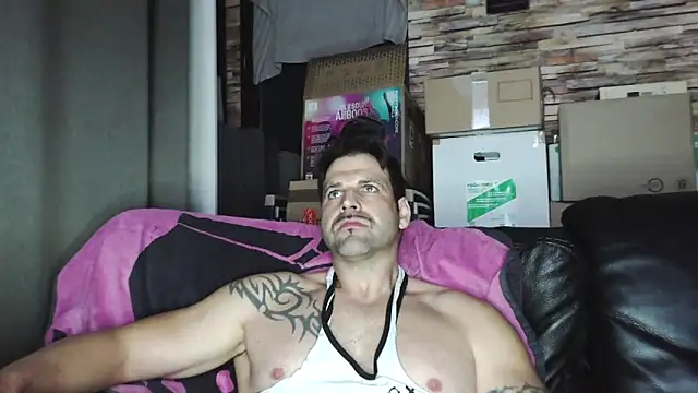 XxBigboybandxX online show from March 2026 06:38:02 PM