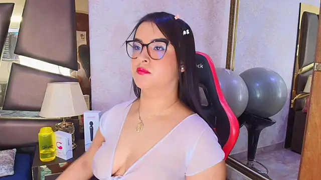 ZoehRoux online show from January 2025 07:41:01 AM