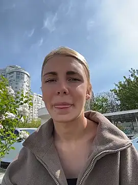 SandraCarter online show from April 2026 07:01:01 AM