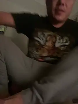 YoY-man online show from December 2024 05:55:01 PM