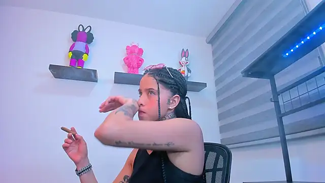 Gangster Girl online show from October 2025 12:52:01 AM