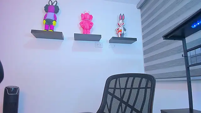 Gangster Girl online show from October 2025 03:20:01 AM