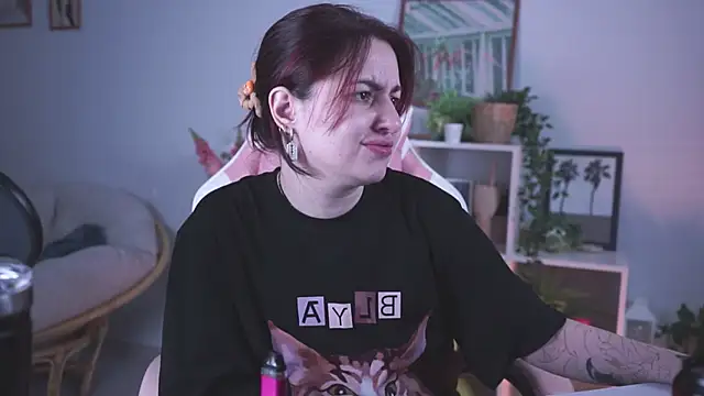 Lana  May online show from March 2025 11:23:01 AM