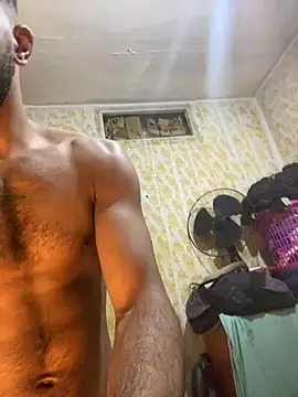 Snapshot of GaaTto chatting on February 2025 01:35:02 AM GaaTto online show from February 2025 01:35:02 AM