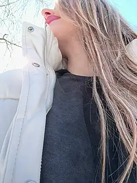 Snapshot of AvaShayy chatting on February 2025 09:00:02 AM AvaShayy online show from February 2025 09:00:02 AM