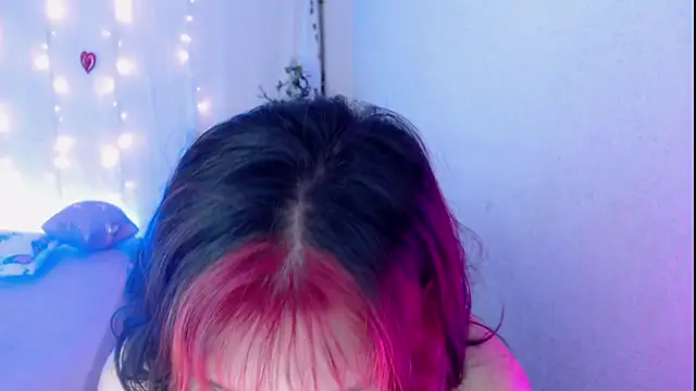 mixie cute online show from February 2025 09:36:01 PM