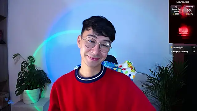 Snapshot of cameron_cum chatting on March 2025 02:52:02 PM cameron cum online show from March 2025 02:52:02 PM