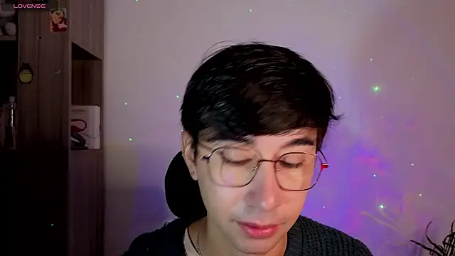 Snapshot of cameron_cum chatting on September 2025 01:36:02 PM cameron cum online show from September 2025 01:36:02 PM