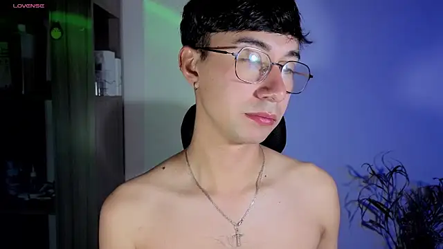 Snapshot of cameron_cum chatting on October 2025 11:11:01 AM cameron cum online show from October 2025 11:11:01 AM