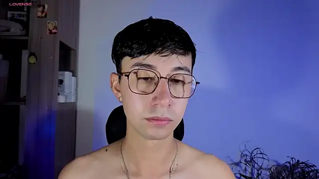 Snapshot of cameron_cum chatting on November 2025 11:09:02 AM cameron cum online show from November 2025 11:09:02 AM