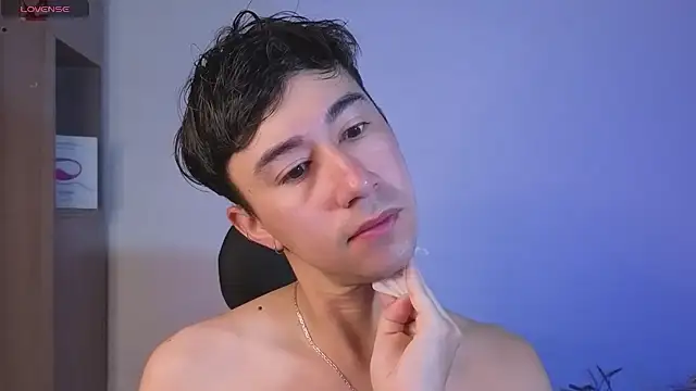 Snapshot of cameron_cum chatting on November 2025 11:10:01 AM cameron cum online show from November 2025 11:10:01 AM