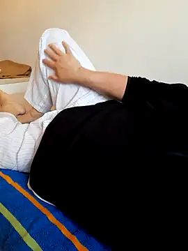 Snapshot of bluangelo chatting on December 2024 01:33:01 PM bluangelo online show from December 2024 01:33:01 PM