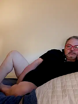 bluangelo online show from April 2026 12:31:01 PM