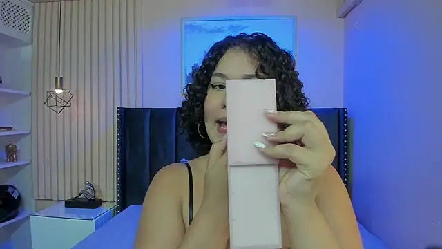 viiolett lee online show from October 2025 09:50:02 PM