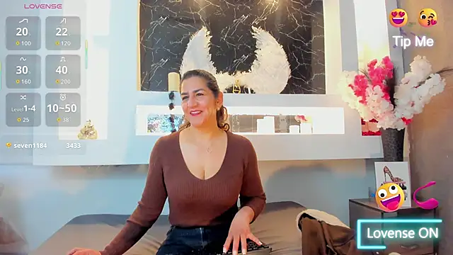 Cinthya mjs online show from September 2025 11:54:01 AM