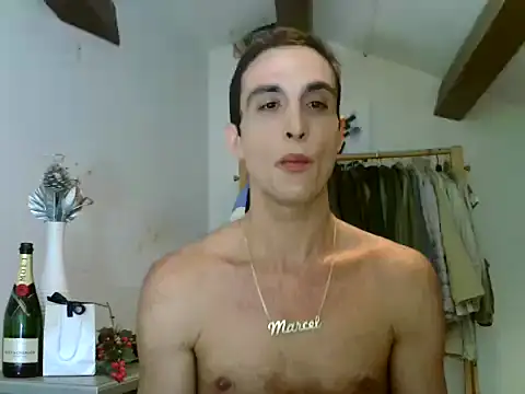 Lepetitmarcel online show from October 2025 11:44:02 AM