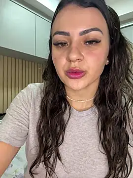 Snapshot of carol_amorim chatting on December 2024 11:12:02 PM carol amorim online show from December 2024 11:12:02 PM