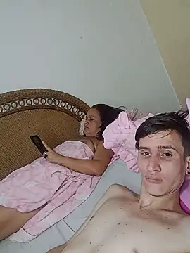 Snapshot of Milfvalesk chatting on January 2025 05:58:01 PM Milfvalesk online show from January 2025 05:58:01 PM