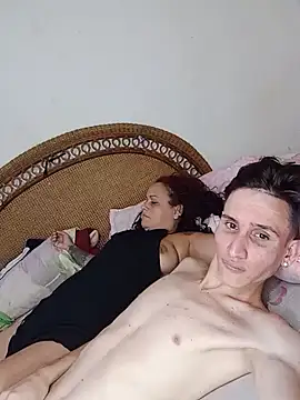 Snapshot of Milfvalesk chatting on January 2025 05:24:01 AM Milfvalesk online show from January 2025 05:24:01 AM