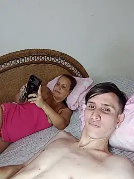 Snapshot of Milfvalesk chatting on January 2025 09:07:01 PM Milfvalesk online show from January 2025 09:07:01 PM