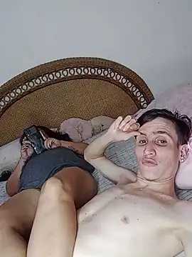 Snapshot of Milfvalesk chatting on February 2025 06:57:01 AM Milfvalesk online show from February 2025 06:57:01 AM