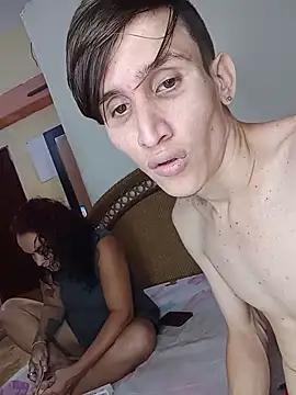 Snapshot of Milfvalesk chatting on February 2025 07:04:02 AM Milfvalesk online show from February 2025 07:04:02 AM