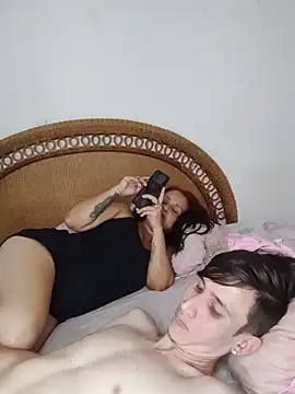 Snapshot of Milfvalesk chatting on February 2025 11:33:02 PM Milfvalesk online show from February 2025 11:33:02 PM