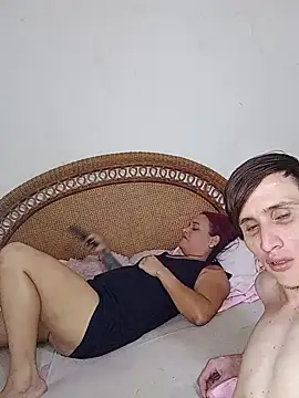 Snapshot of Milfvalesk chatting on February 2025 06:21:02 AM Milfvalesk online show from February 2025 06:21:02 AM