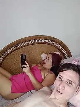 Snapshot of Milfvalesk chatting on March 2025 09:05:02 PM Milfvalesk online show from March 2025 09:05:02 PM