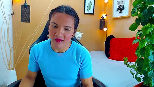 Snapshot of aslyhernandez_7 chatting on September 2025 12:16:02 PM aslyhernandez 7 online show from September 2025 12:16:02 PM