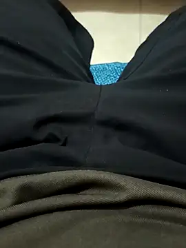 beautiful hands  online show from September 2025 07:46:01 AM