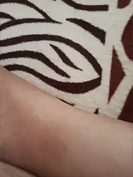 beautiful hands  online show from May 2026 09:33:02 PM
