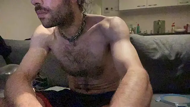 P4RtYBOII92 online show from September 2025 06:40:01 PM