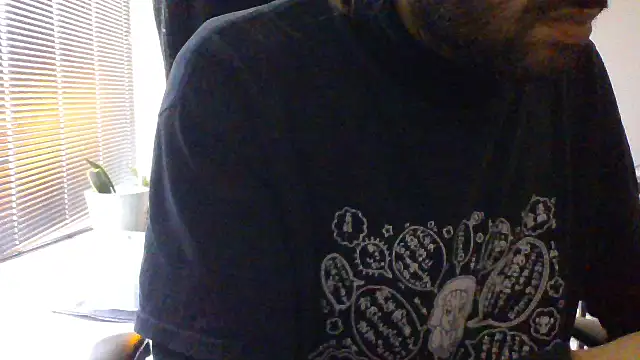 P4RtYBOII92 online show from October 2025 02:43:02 PM