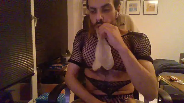 P4RtYBOII92 online show from November 2025 09:03:02 PM