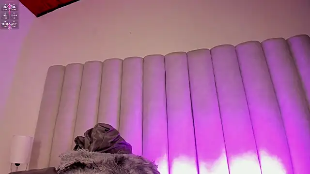 briannajackson  online show from January 2025 05:52:02 PM