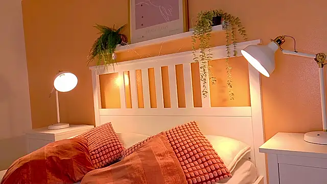 briannajackson  online show from October 2025 11:40:02 AM