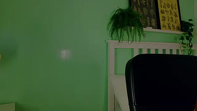 briannajackson  online show from October 2025 11:40:01 AM