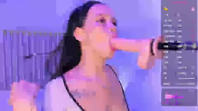 Snapshot of mylittle_princess chatting on March 2025 08:32:02 PM mylittle princess online show from March 2025 08:32:02 PM