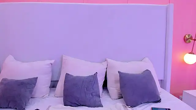 Snapshot of shaina_vasquez chatting on November 2025 04:26:02 AM shaina vasquez online show from November 2025 04:26:02 AM